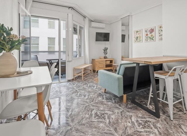 Apartamento Playa de 2 habitaciones en Playa del Cura, Torrevieja en venta - 199.000 € (Ref: 9539666)