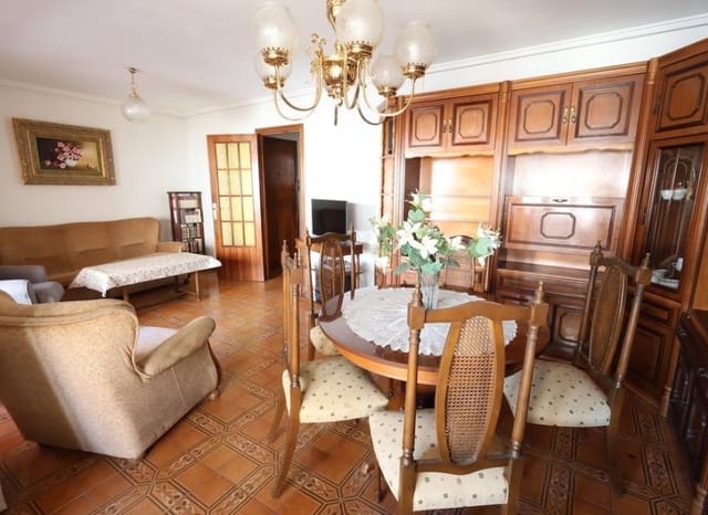 3 bedroom Apartment for sale in Centro - Muelle Pesquero, Torrevieja - € 195,000 (Ref: 9539668)