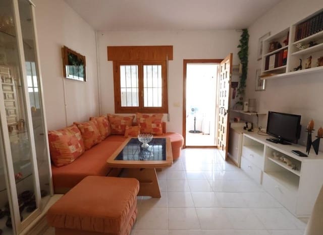 3 quarto Casa em Banda para venda em La Florida, Orihuela - 170 000 € (Ref: 9539669)