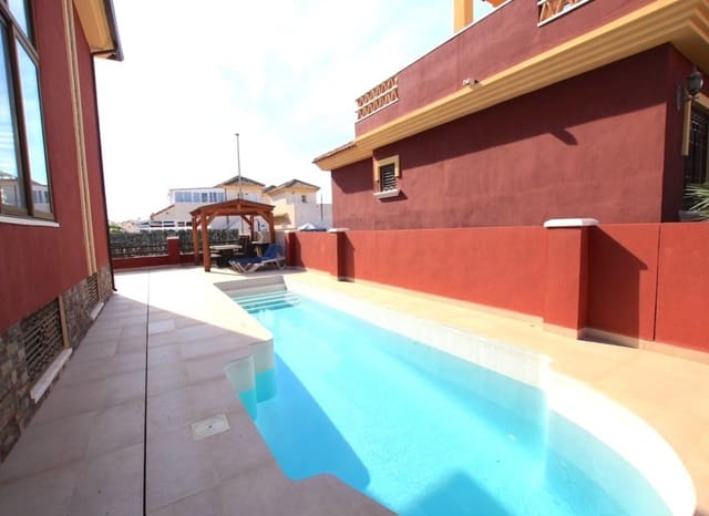 6 soverom Villa til salgs i Lo Crispin, Algorfa med svømmebasseng - € 395 000 (Ref: 9542075)