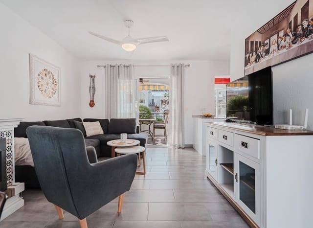 3 quarto Apartamento para venda em Las Filipinas com piscina - 299 000 € (Ref: 9542076)