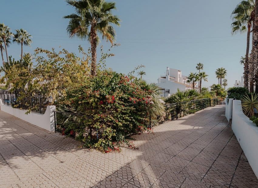 3 quarto Apartamento para venda em Filipinas com piscina - 299 000 € (Ref: 9542076)