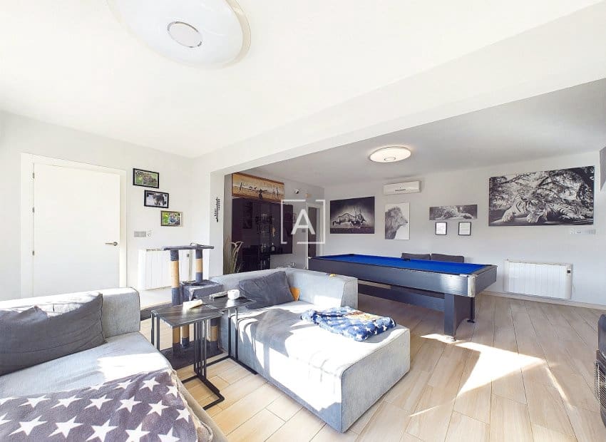 4 chambre Villa/Maison à vendre à Pinar de Campoverde avec piscine - 440 000 € (Ref: 9550140)