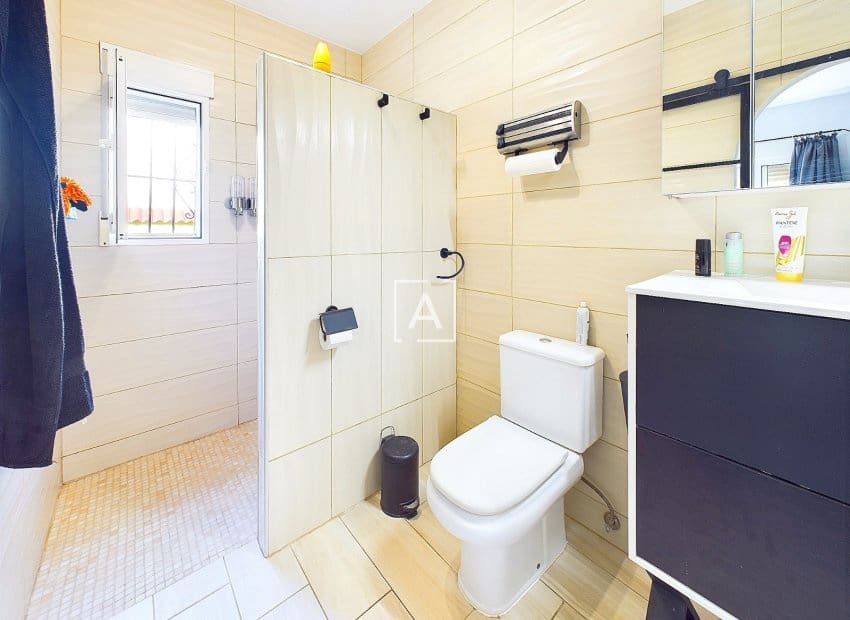 4 chambre Villa/Maison à vendre à Pinar de Campoverde avec piscine - 440 000 € (Ref: 9550140)