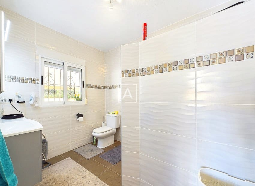 4 chambre Villa/Maison à vendre à Pinar de Campoverde avec piscine - 440 000 € (Ref: 9550140)