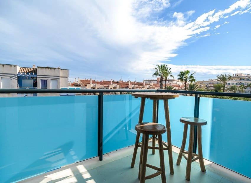 1 soveværelse Lejlighed til salg i Torrevieja med swimmingpool - € 199.900 (Ref: 9550145)