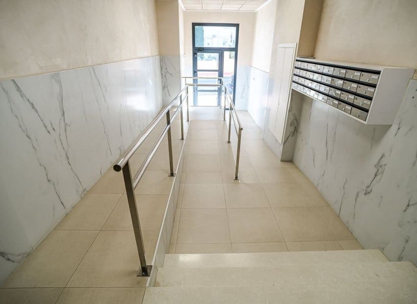 1 soveværelse Lejlighed til salg i Torrevieja med swimmingpool - € 199.900 (Ref: 9550145)