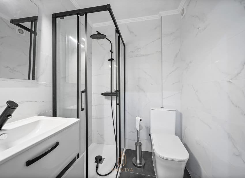 4 quarto Casa em Banda para venda em La Mata - 495 000 € (Ref: 9550148)