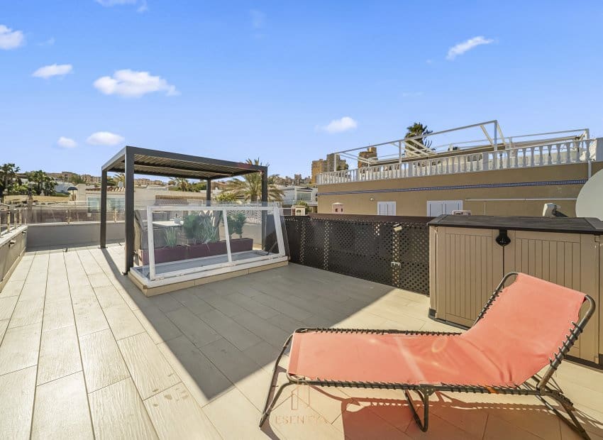 4 quarto Casa em Banda para venda em La Mata - 495 000 € (Ref: 9550148)