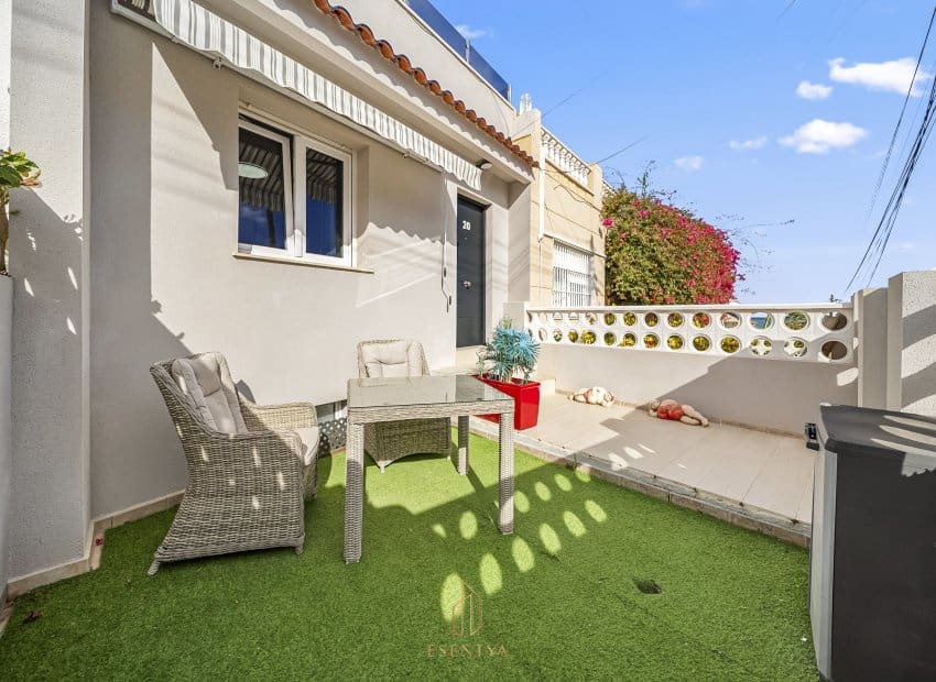 4 quarto Casa em Banda para venda em La Mata - 495 000 € (Ref: 9550148)