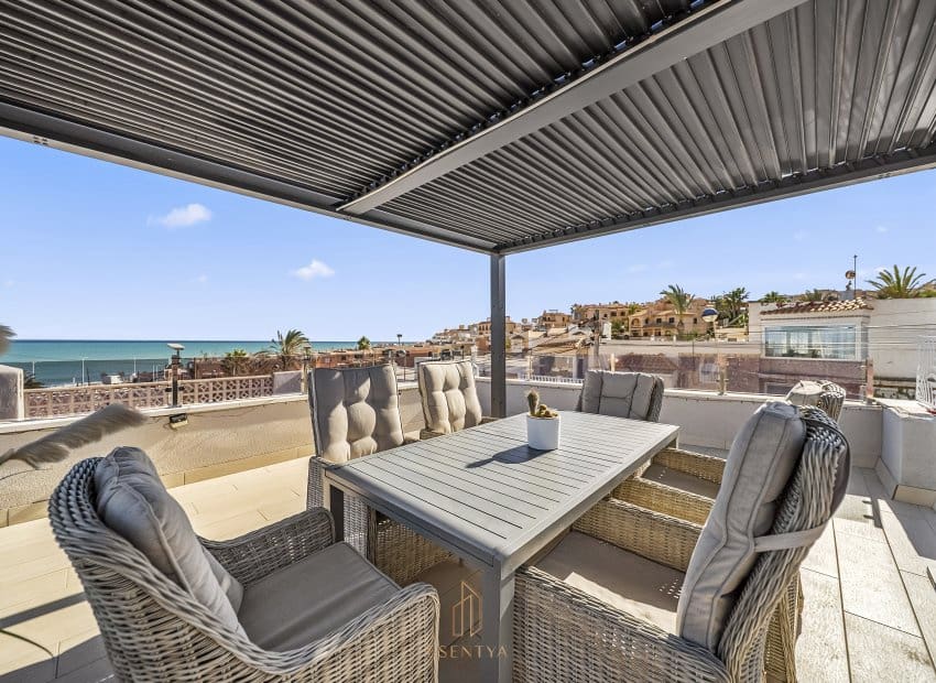 4 quarto Casa em Banda para venda em La Mata - 495 000 € (Ref: 9550148)