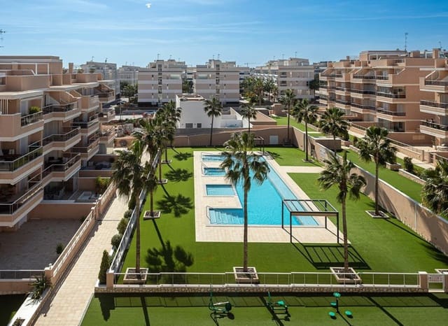 3 bedroom Penthouse for sale in Villamartin, Orihuela with pool - € 419,000 (Ref: 9550149)