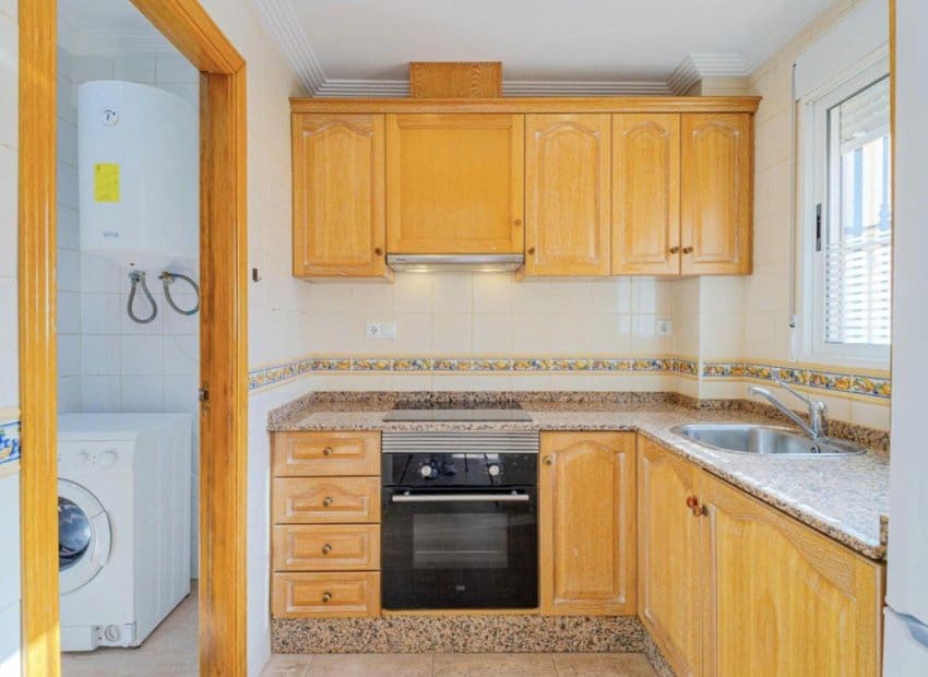 2 soveværelse Byhus til salg i La Florida med swimmingpool - € 199.000 (Ref: 9553054)