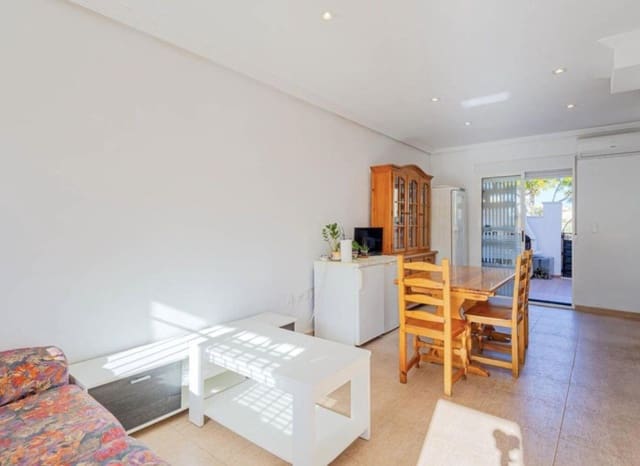 2 soveværelse Byhus til salg i Los Altos med swimmingpool - € 199.000 (Ref: 9553054)