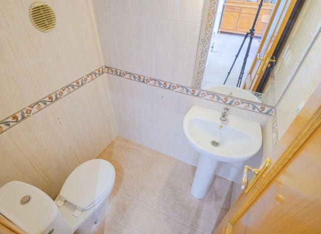 2 soveværelse Byhus til salg i Los Altos med swimmingpool - € 199.000 (Ref: 9553054)