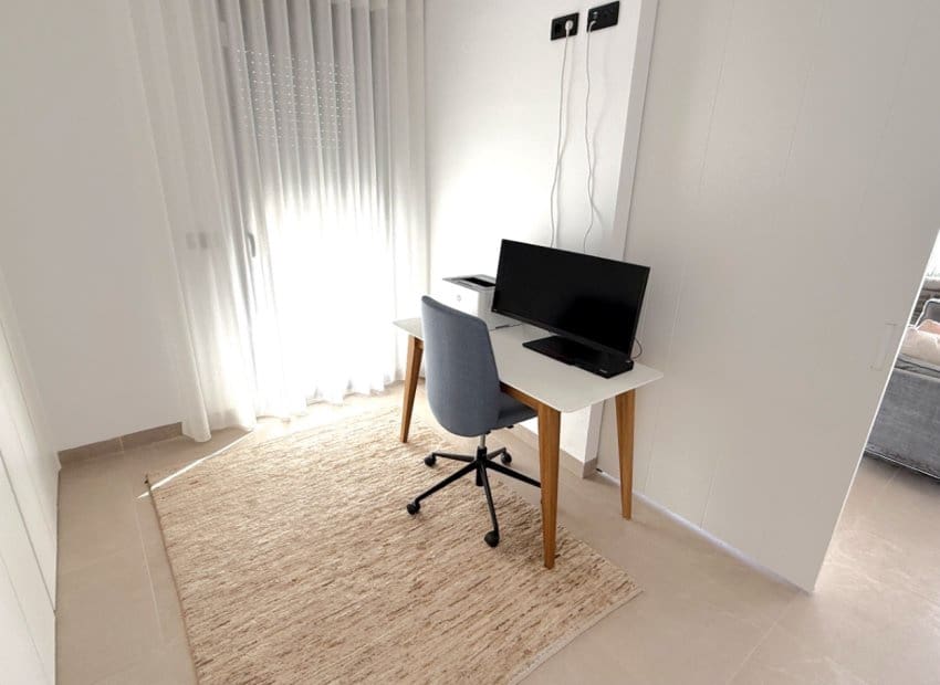 3 Zimmer Apartment zu verkaufen in Pilar de la Horadada mit Pool - 429.000 € (Ref: 9558996)