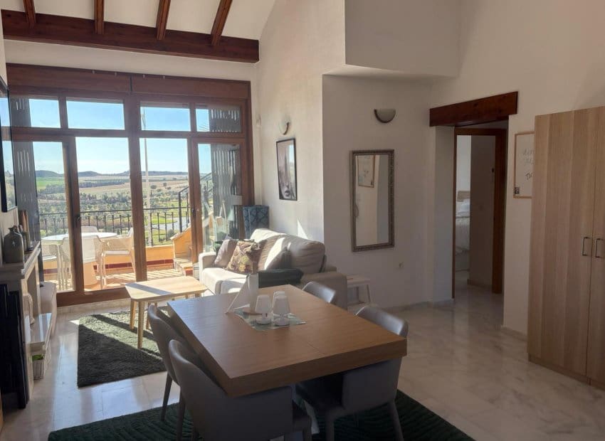 2 makuuhuone Kattohuoneisto myytävänä paikassa Algorfa mukana uima-altaan - 210 000 € (Ref: 9558999)