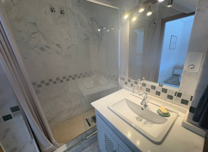 2 makuuhuone Kattohuoneisto myytävänä paikassa Algorfa mukana uima-altaan - 210 000 € (Ref: 9558999)