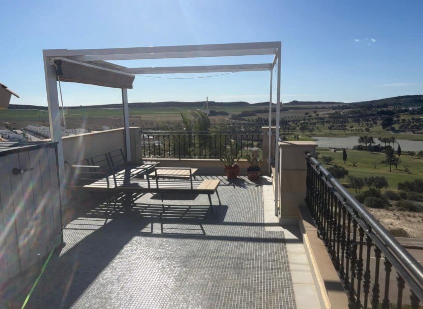 2 makuuhuone Kattohuoneisto myytävänä paikassa Algorfa mukana uima-altaan - 210 000 € (Ref: 9558999)