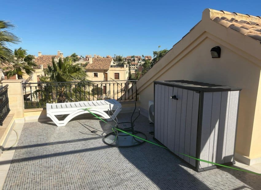 2 makuuhuone Kattohuoneisto myytävänä paikassa Algorfa mukana uima-altaan - 210 000 € (Ref: 9558999)