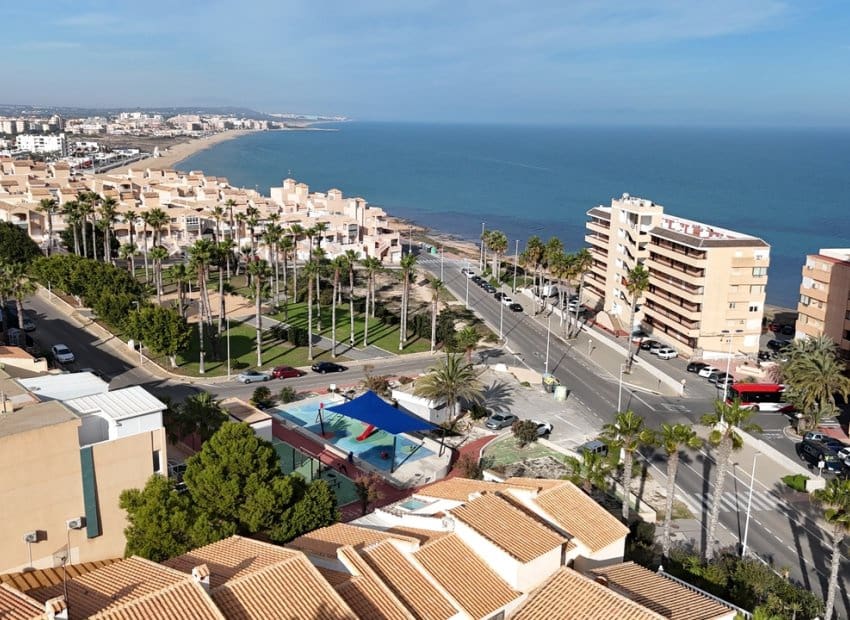 2 chambre Appartement de Plage à vendre à La Mata avec piscine - 159 000 € (Ref: 9559004)