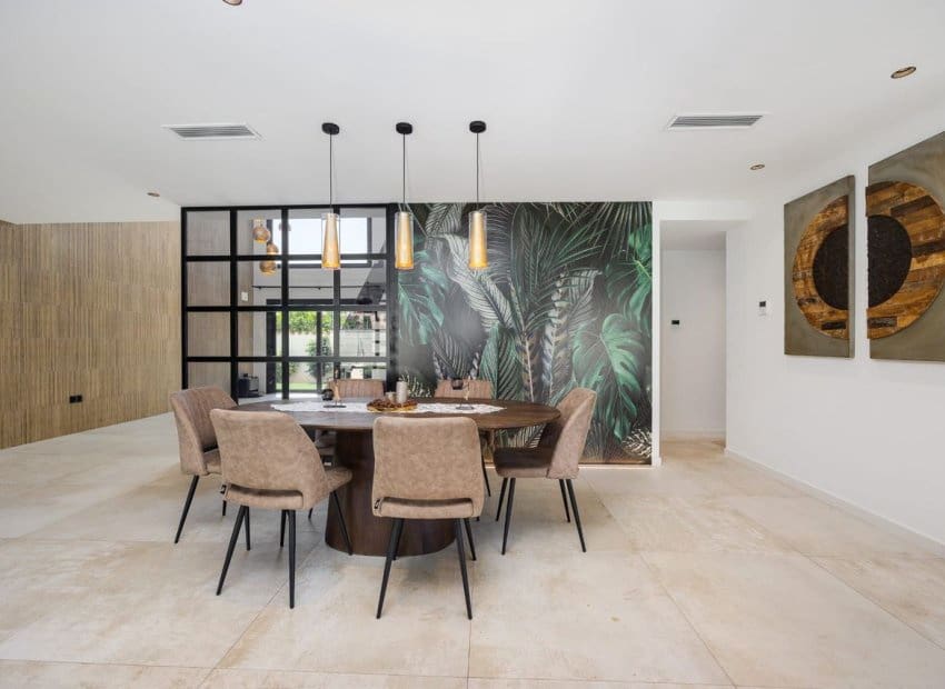 5 soveværelse Villa til salg i Torrevieja med swimmingpool - € 1.250.000 (Ref: 9559005)