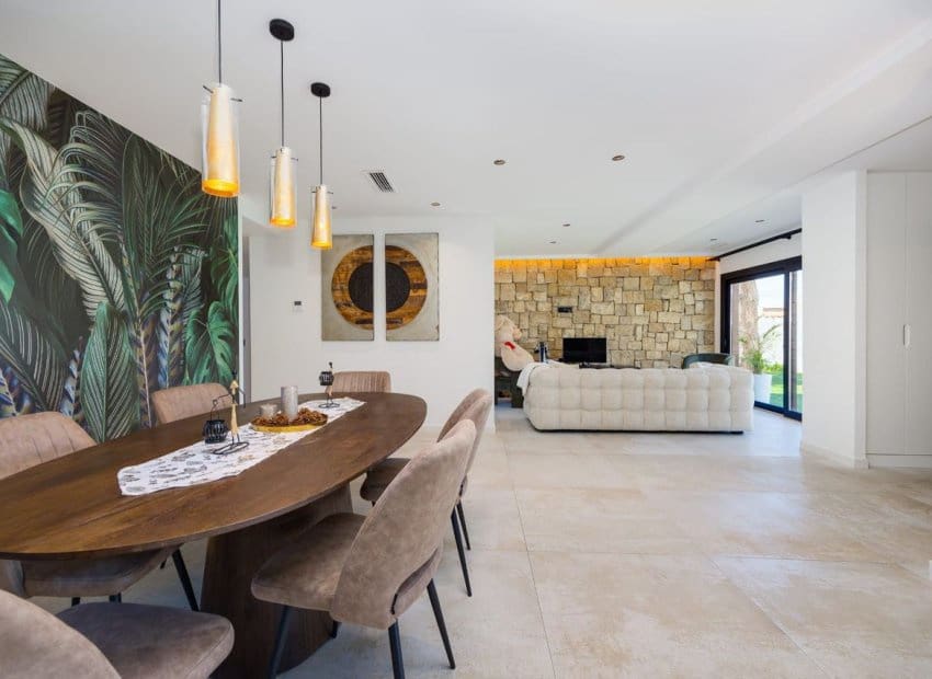 5 soveværelse Villa til salg i Torrevieja med swimmingpool - € 1.250.000 (Ref: 9559005)