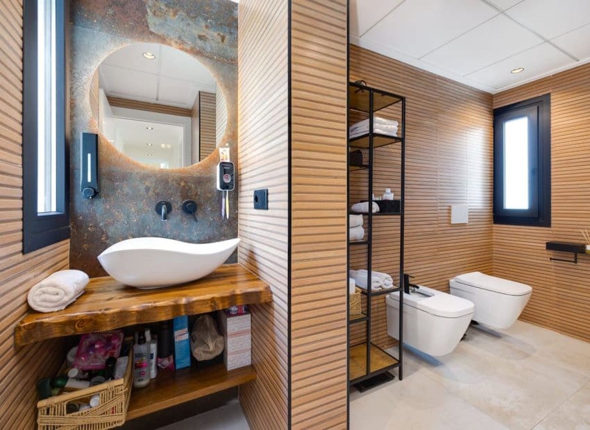 5 soveværelse Villa til salg i Torrevieja med swimmingpool - € 1.250.000 (Ref: 9559005)