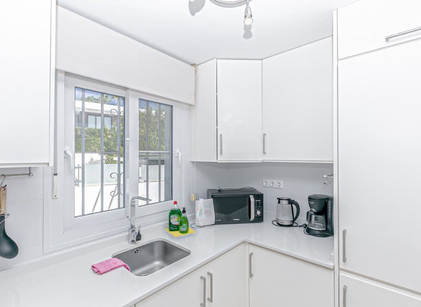 4 Zimmer Villa zu verkaufen in San Fulgencio mit Pool - 389.000 € (Ref: 9559008)