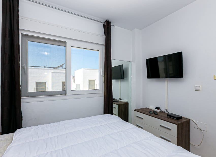 4 Zimmer Villa zu verkaufen in San Fulgencio mit Pool - 389.000 € (Ref: 9559008)