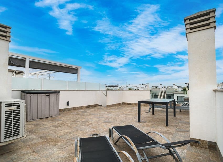 2 slaapkamer Appartement te koop in Torre de la Horadada met zwembad - € 229.500 (Ref: 9563777)