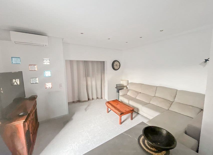 2 soveværelse Strandlejlighed til salg i La Mata - € 270.000 (Ref: 9563778)