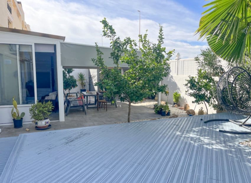 2 soveværelse Strandlejlighed til salg i La Mata - € 270.000 (Ref: 9563778)