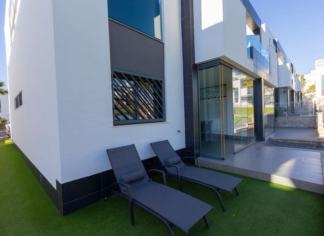 2 chambre Appartement à vendre à Punta Prima, Torrevieja avec piscine - 274 900 € (Ref: 9572171)