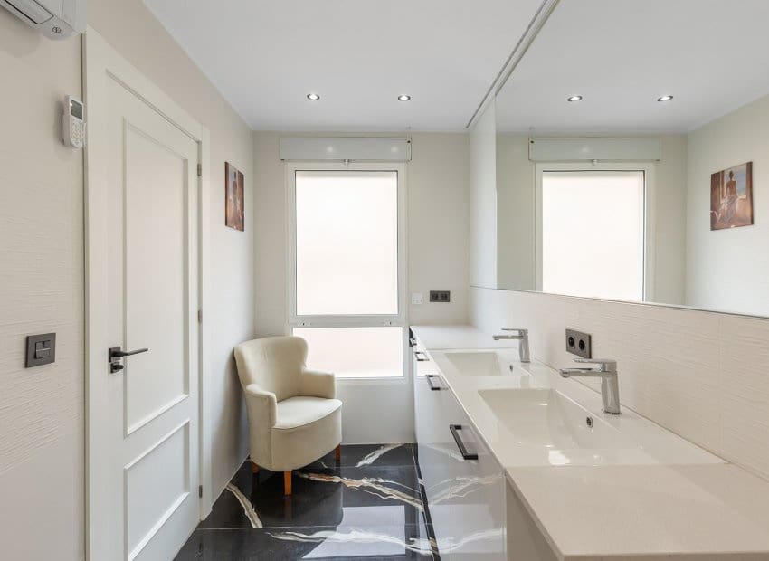 Apartamento de 3 habitaciones en Los Montesinos en venta - 245.900 € (Ref: 9572172)