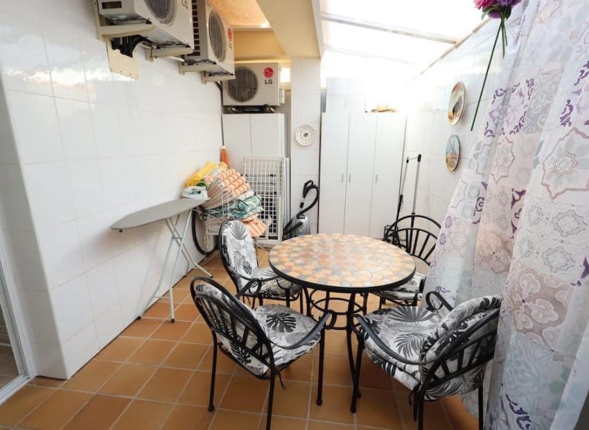 2 quarto Apartamento de Praia para venda em Dehesa de Campoamor com piscina - 295 000 € (Ref: 9572173)