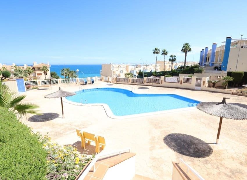 2 quarto Apartamento de Praia para venda em Dehesa de Campoamor com piscina - 295 000 € (Ref: 9572173)