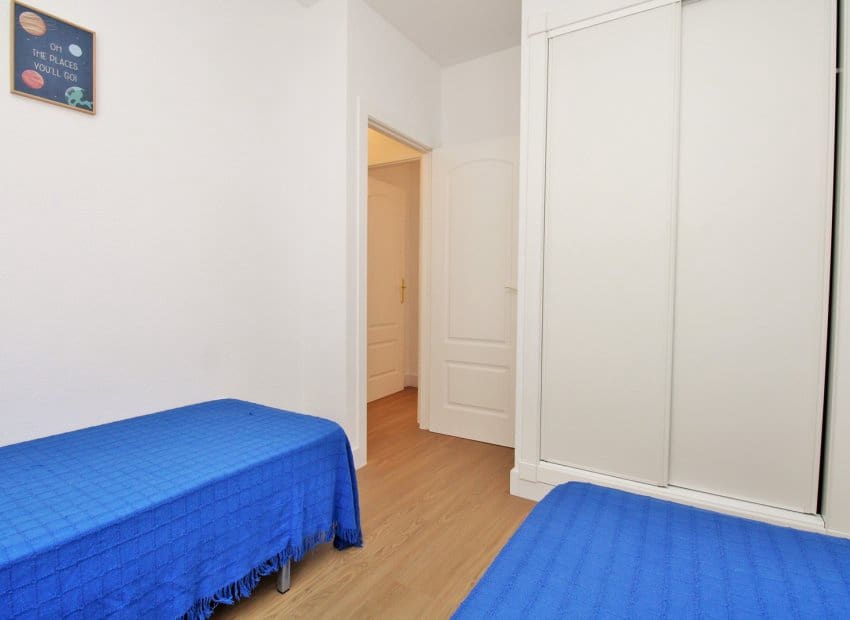 2 quarto Casa em Banda para venda em Villamartin com piscina - 179 000 € (Ref: 9572176)