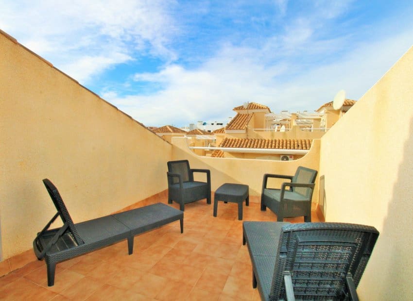 2 quarto Casa em Banda para venda em Villamartin com piscina - 179 000 € (Ref: 9572176)