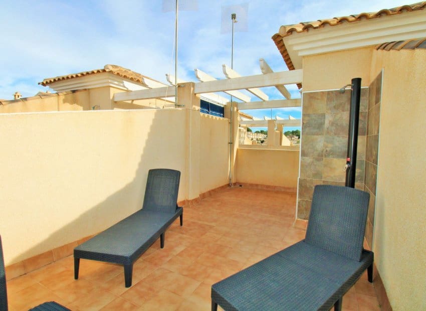 2 quarto Casa em Banda para venda em Villamartin com piscina - 179 000 € (Ref: 9572176)