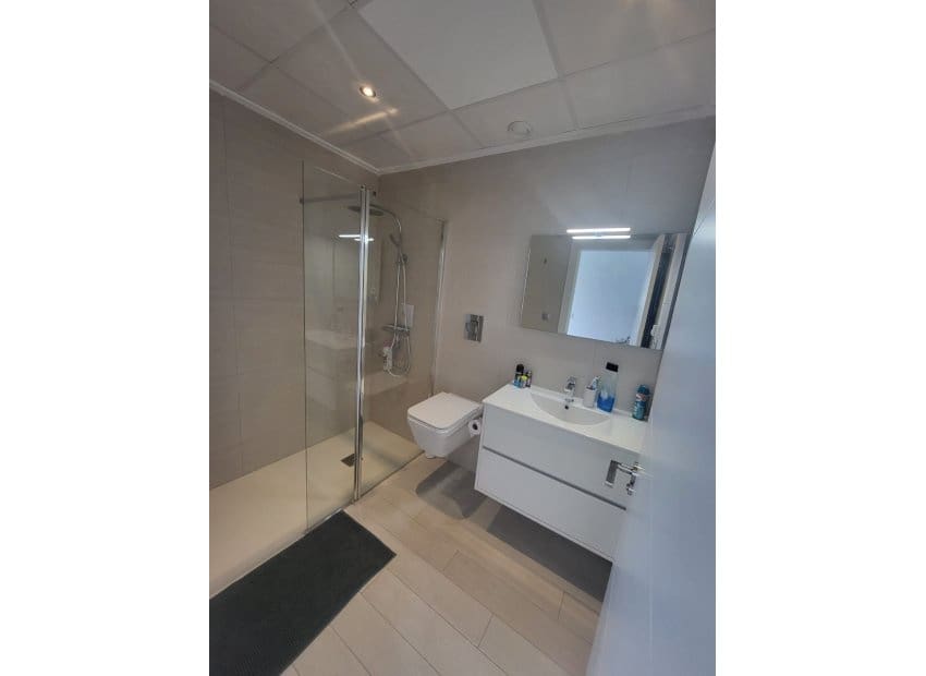 2 makuuhuone Omakotitalo myytävänä paikassa Daya Vieja mukana uima-altaan - 345 000 € (Ref: 9572182)