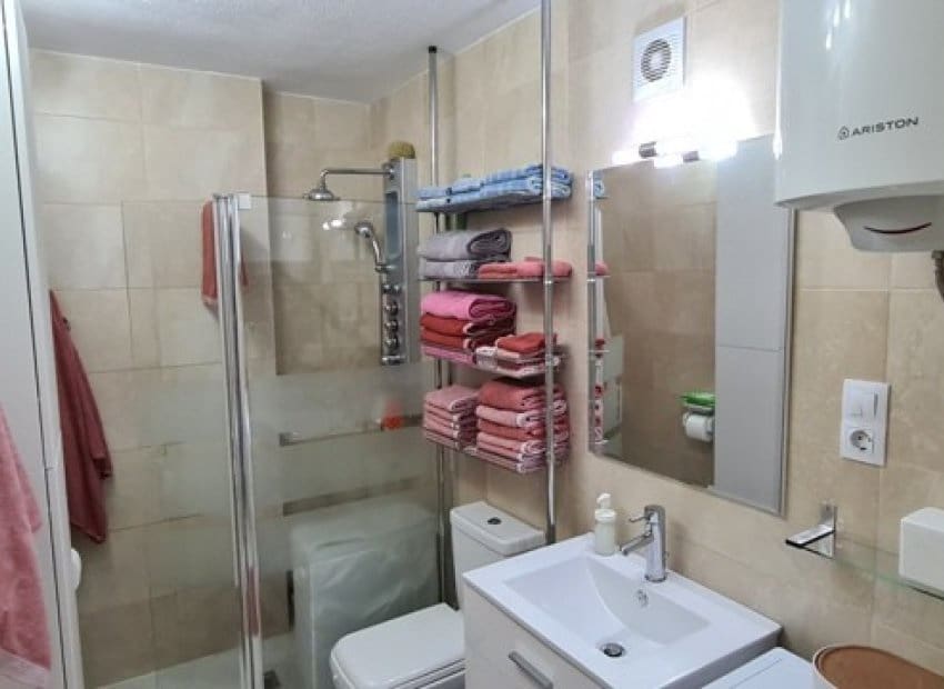 1 soverom Leilighet til salgs i Orihuela Costa med svømmebasseng - € 128 500 (Ref: 9572184)