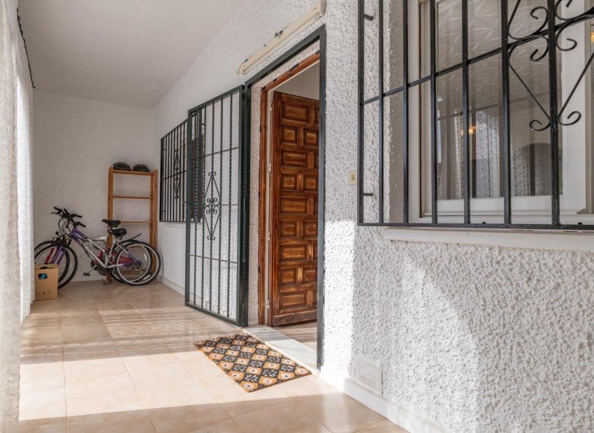 2 makuuhuone Paritalo myytävänä paikassa El Chaparral - 105 000 € (Ref: 9572185)