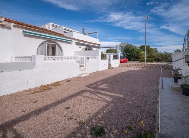2 makuuhuone Paritalo myytävänä paikassa El Chaparral, Torrevieja - 105 000 € (Ref: 9572185)