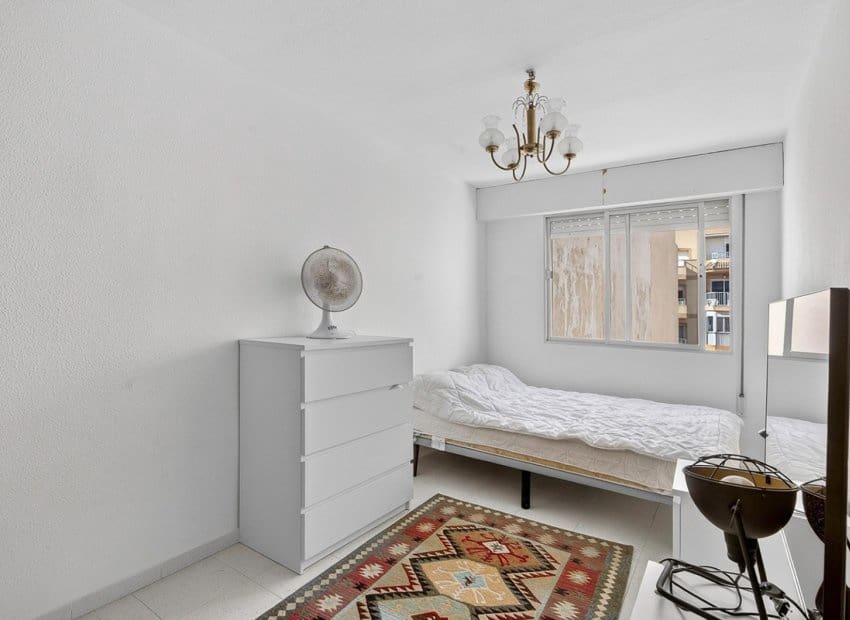 4 sypialnia Apartament przy plaży na sprzedaż w Torrevieja z basenem - 259 000 € (Ref: 9580311)