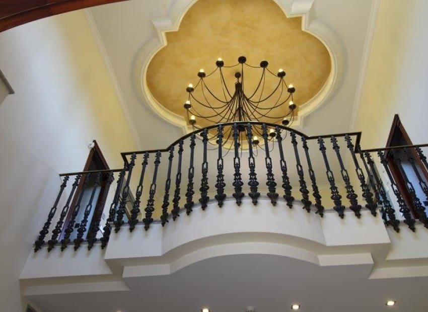 5 bedroom Villa for sale in Dehesa de Campoamor with pool - € 1,250,000 (Ref: 9580313)