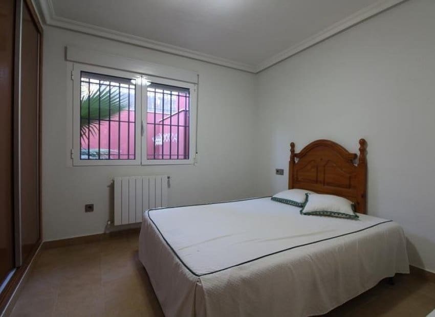 5 bedroom Villa for sale in Dehesa de Campoamor with pool - € 1,250,000 (Ref: 9580313)