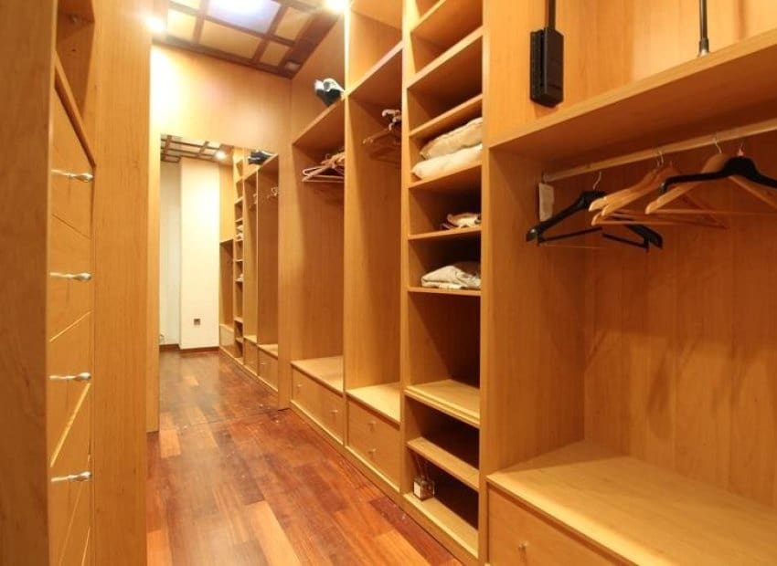 5 bedroom Villa for sale in Dehesa de Campoamor with pool - € 1,250,000 (Ref: 9580313)