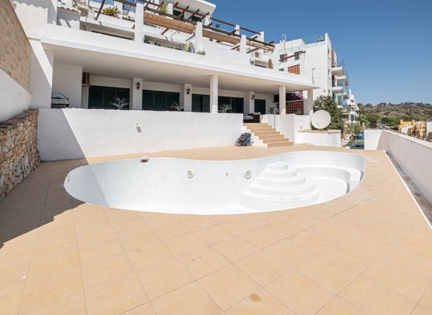 Apartamento de 3 habitaciones en Orihuela Costa en venta con piscina - 395.000 € (Ref: 9580314)
