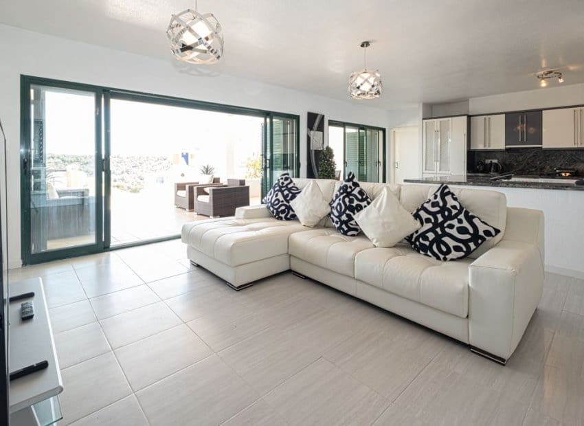 Apartamento de 3 habitaciones en Orihuela Costa en venta con piscina - 395.000 € (Ref: 9580314)